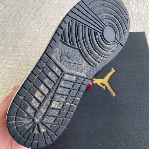 Nike Air Jordan 1 Mid Light Curry Cardinal size 9.5 554724-201 OG I Retro GC - Picture 11 of 16